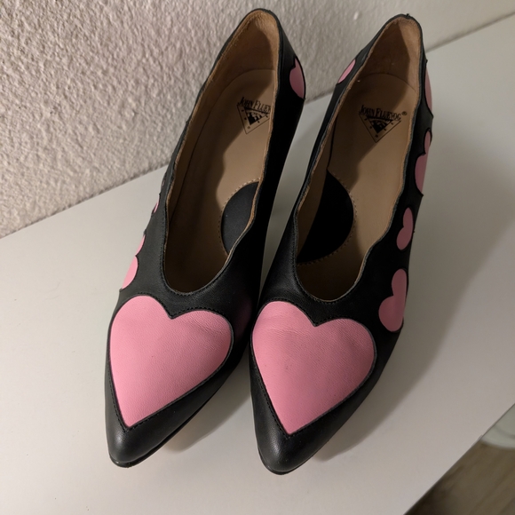 Black and Pink Heart Women's Shoes - Picture 2 of 11